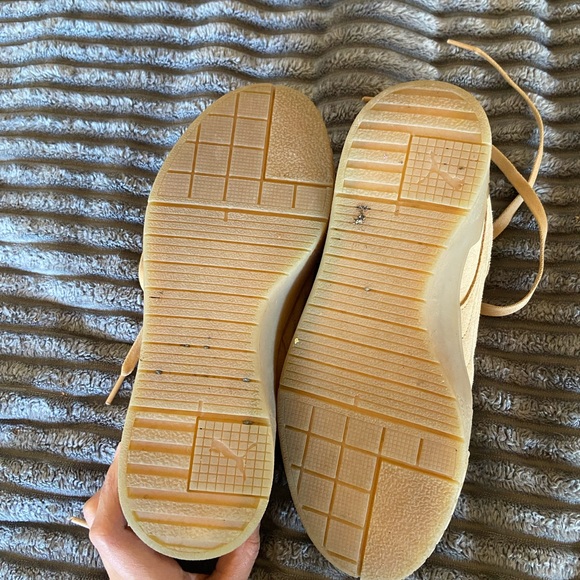 Puma shoes - Picture 6 of 6